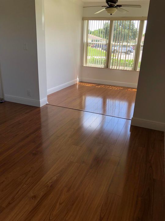 En Venta: $229,900 (2 camas, 2 baños, 1186 Pies cuadrados)