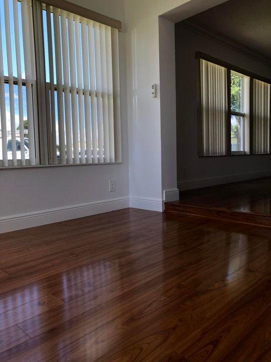 En Venta: $229,900 (2 camas, 2 baños, 1186 Pies cuadrados)