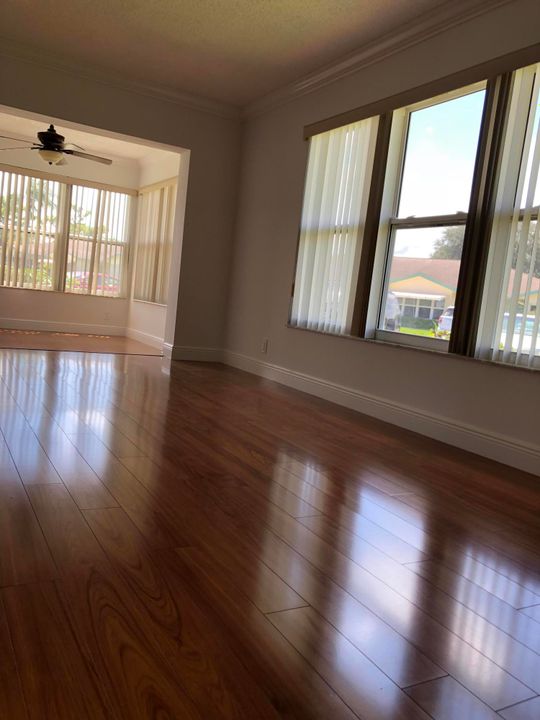 En Venta: $229,900 (2 camas, 2 baños, 1186 Pies cuadrados)