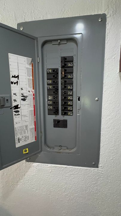 En Venta: $450,000 (3 camas, 1 baños, 962 Pies cuadrados)