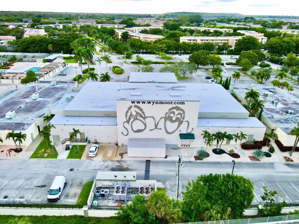 For Sale: $128,000 (2 beds, 2 baths, 1156 Square Feet)