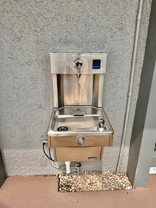 For Sale: $128,000 (2 beds, 2 baths, 1156 Square Feet)