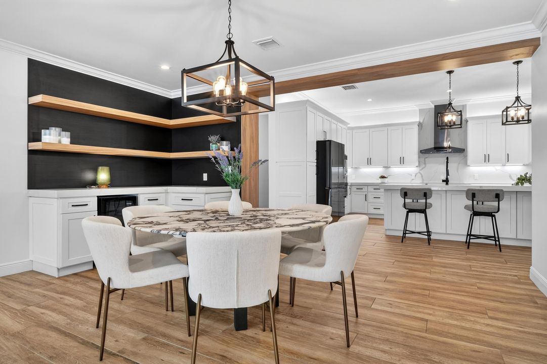 En Venta: $3,595,000 (4 camas, 3 baños, 2592 Pies cuadrados)