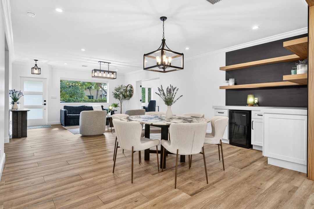 En Venta: $3,595,000 (4 camas, 3 baños, 2592 Pies cuadrados)