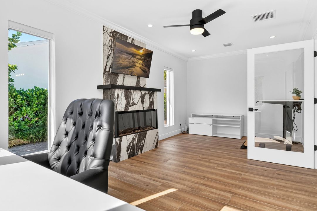 En Venta: $3,595,000 (4 camas, 3 baños, 2592 Pies cuadrados)