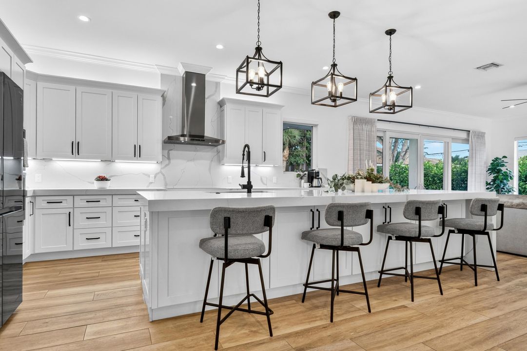 En Venta: $3,595,000 (4 camas, 3 baños, 2592 Pies cuadrados)