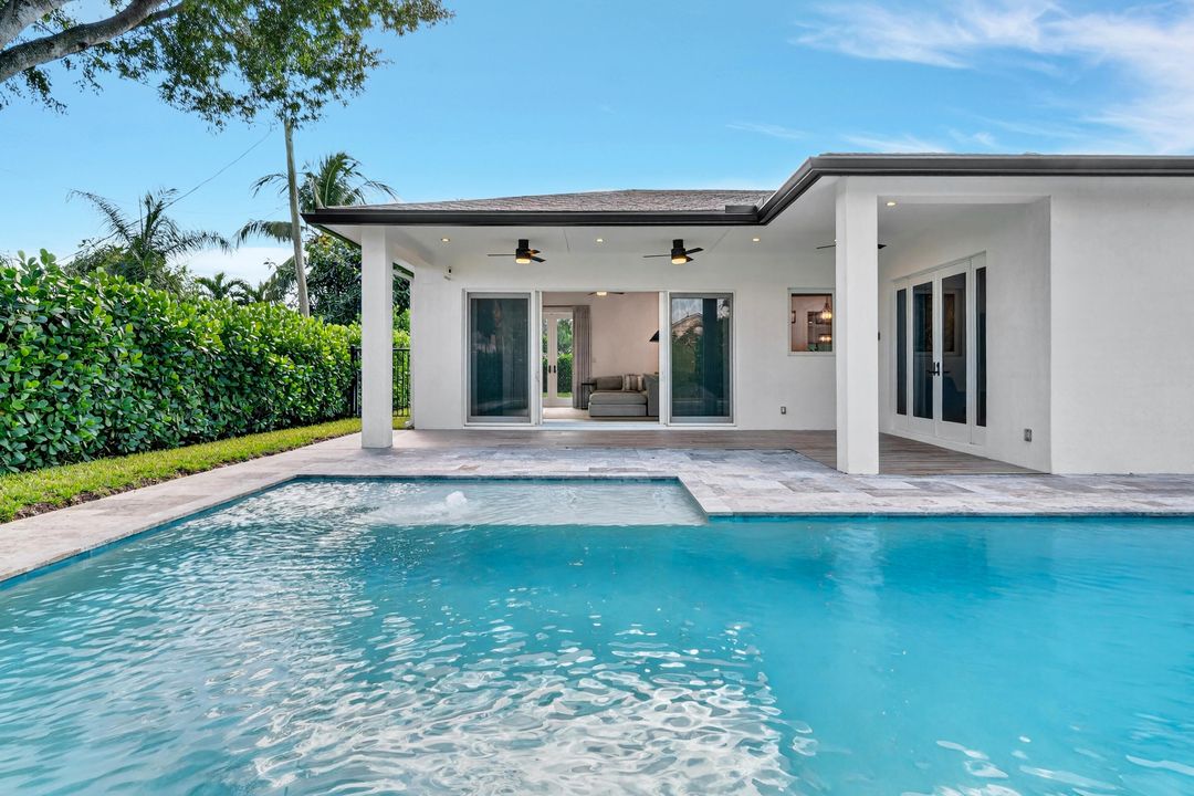 En Venta: $3,595,000 (4 camas, 3 baños, 2592 Pies cuadrados)