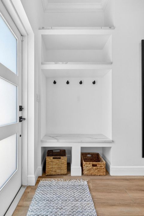 En Venta: $3,595,000 (4 camas, 3 baños, 2592 Pies cuadrados)