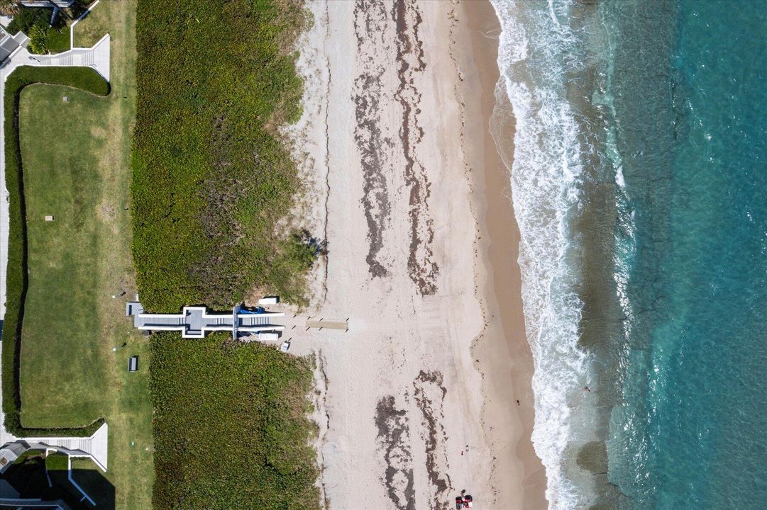 For Sale: $2,995,000 (3 beds, 3 baths, 3136 Square Feet)