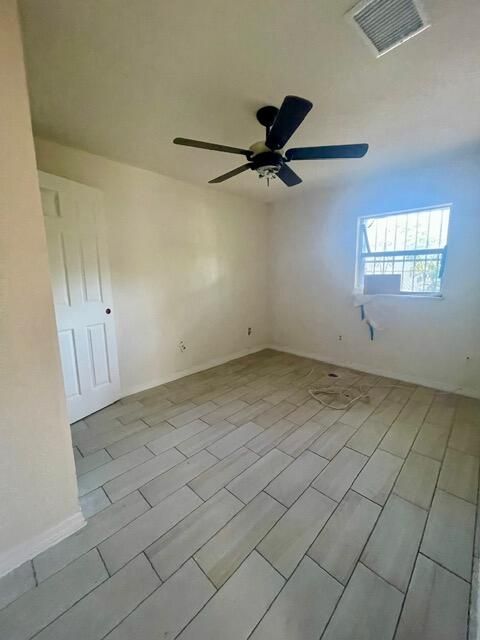 For Sale: $259,000 (3 beds, 1 baths, 2268 Square Feet)