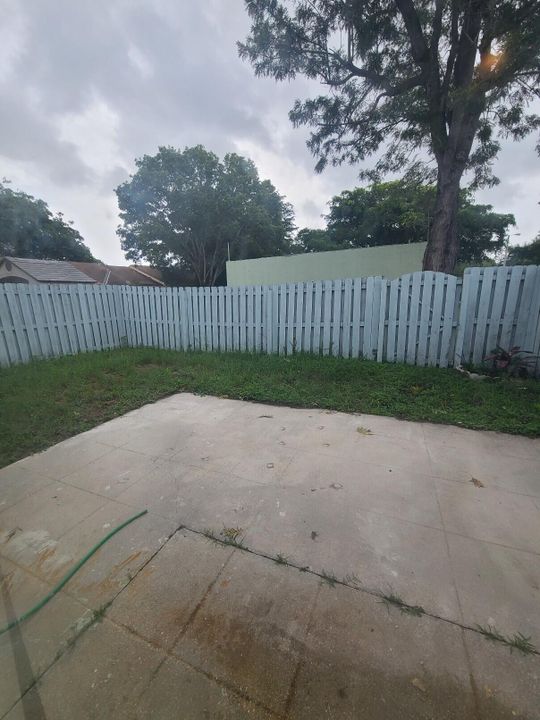 В аренду: $2,300 (3 спален, 2 ванн, 1312 Квадратных фут)