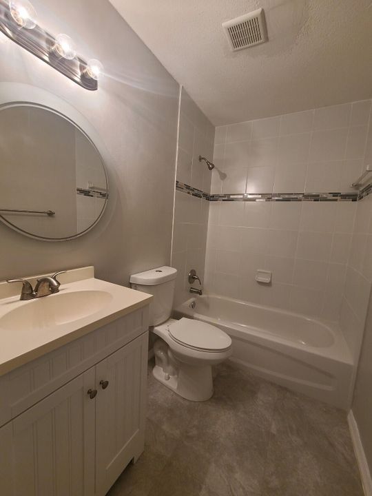 В аренду: $2,300 (3 спален, 2 ванн, 1312 Квадратных фут)