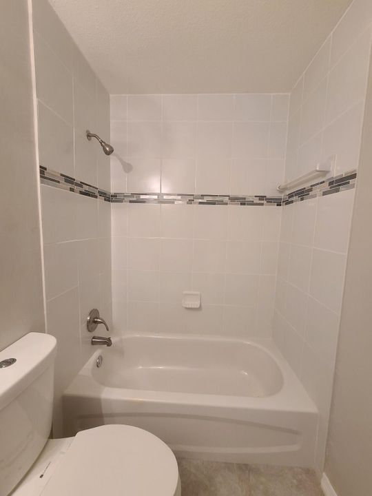 В аренду: $2,300 (3 спален, 2 ванн, 1312 Квадратных фут)