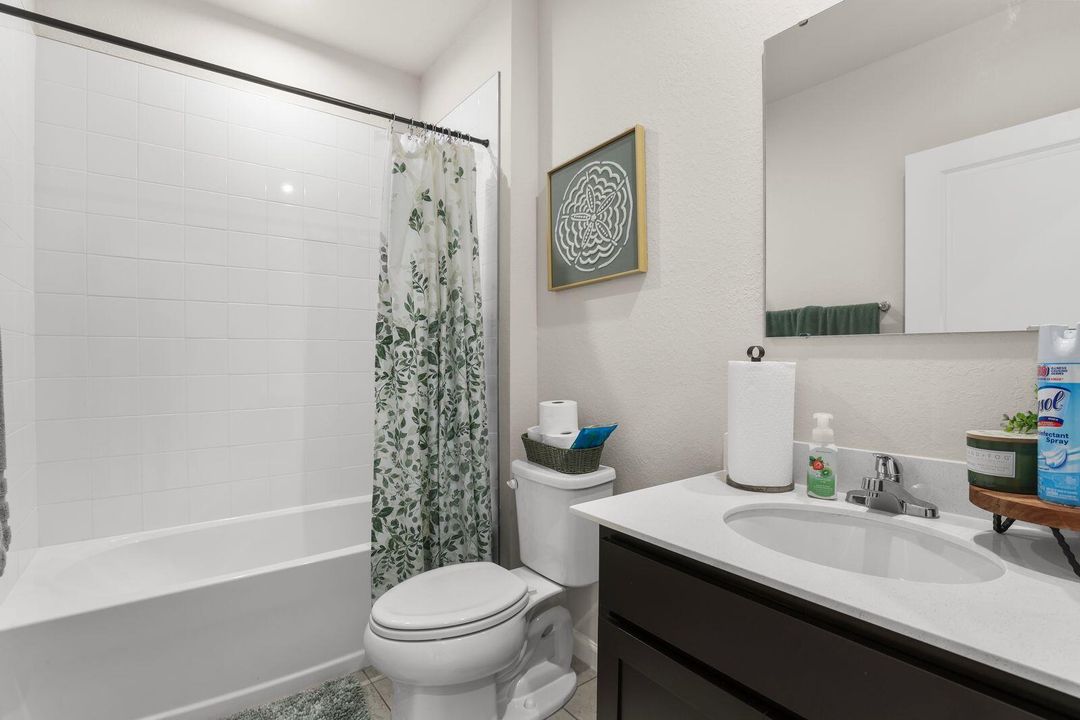 For Sale: $407,000 (4 beds, 2 baths, 1729 Square Feet)