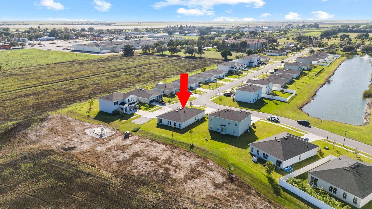 For Sale: $407,000 (4 beds, 2 baths, 1729 Square Feet)