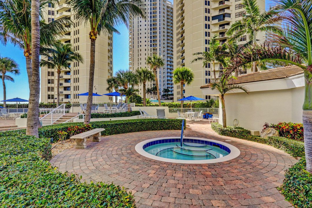 En Venta: $739,000 (1 camas, 1 baños, 909 Pies cuadrados)