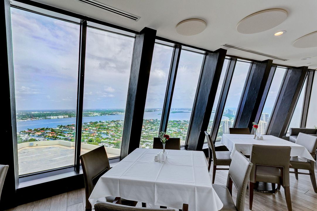 En Venta: $739,000 (1 camas, 1 baños, 909 Pies cuadrados)