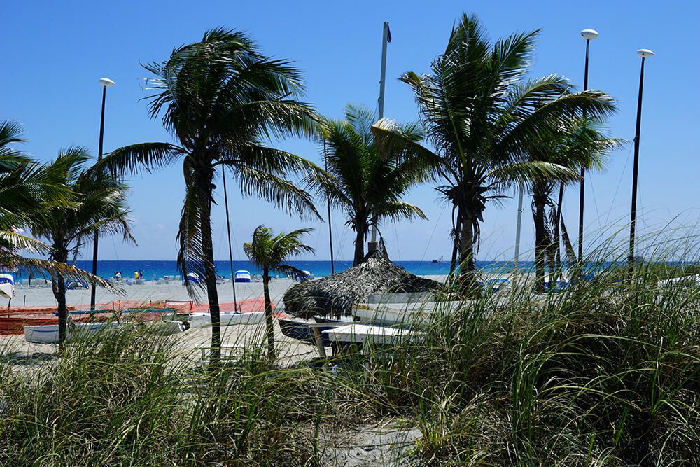 For Rent: $2,100 (2 beds, 2 baths, 880 Square Feet)