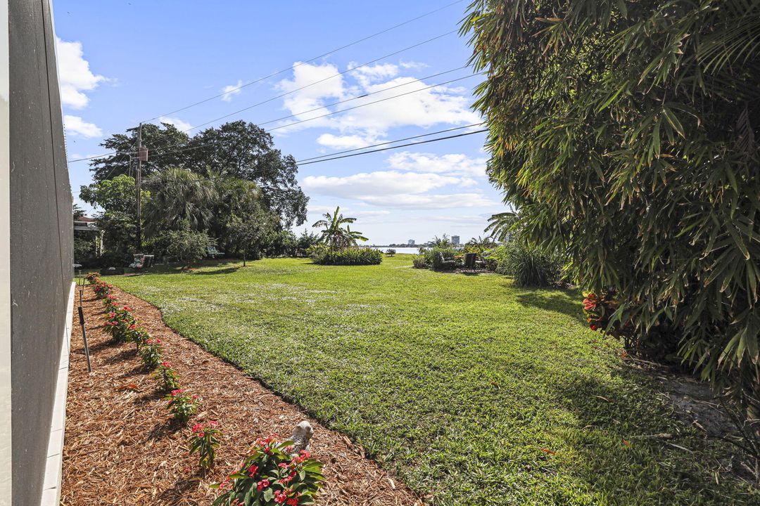 На продажу: $1,750,000 (6 спален, 4 ванн, 3611 Квадратных фут)