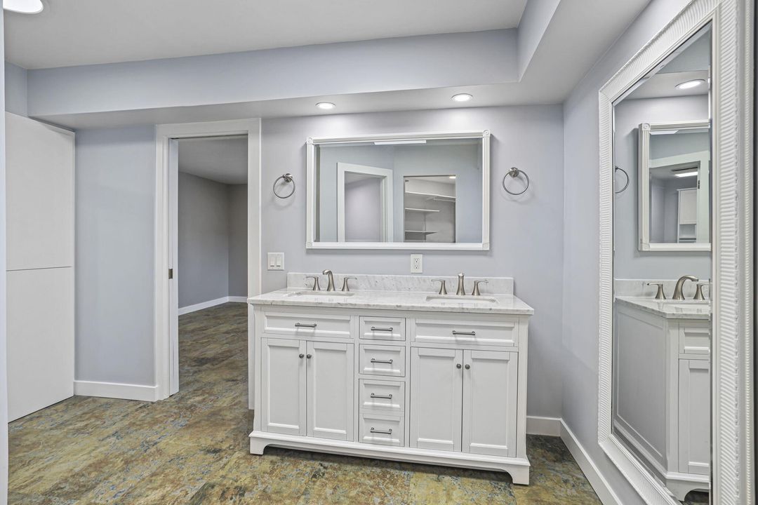 На продажу: $1,750,000 (6 спален, 4 ванн, 3611 Квадратных фут)