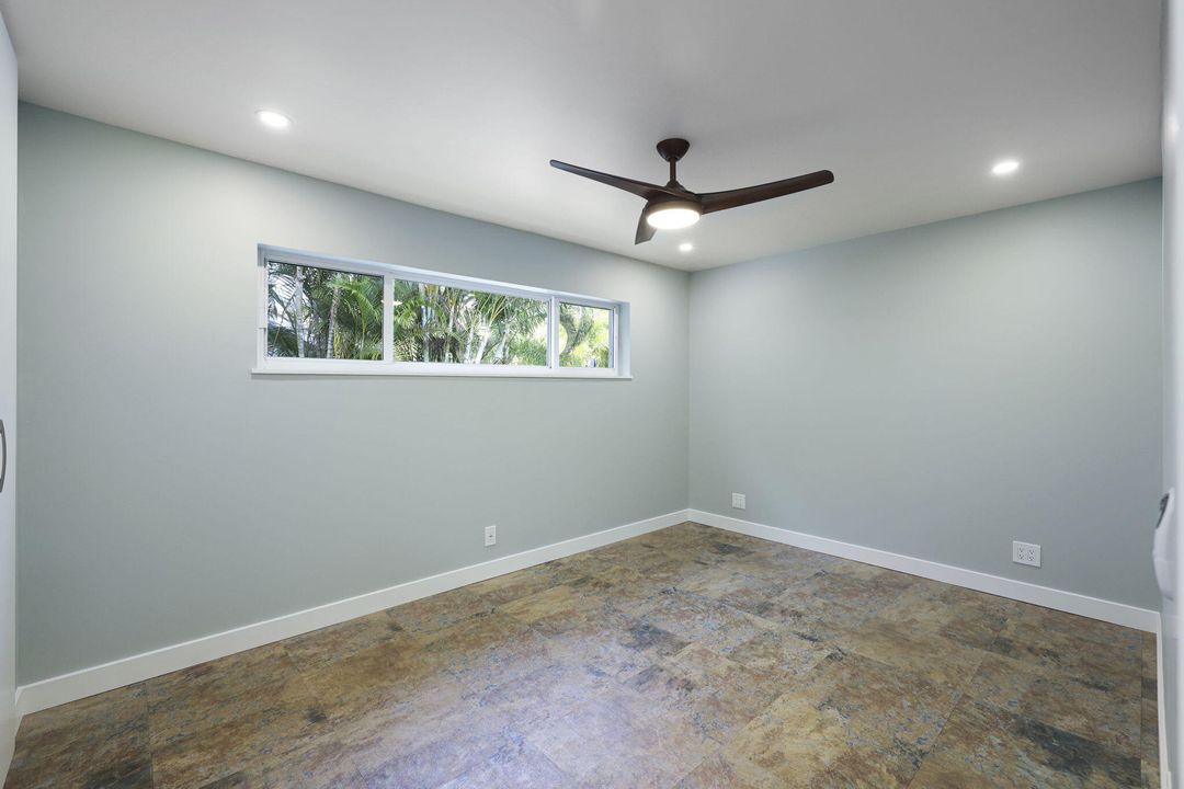 На продажу: $1,750,000 (6 спален, 4 ванн, 3611 Квадратных фут)