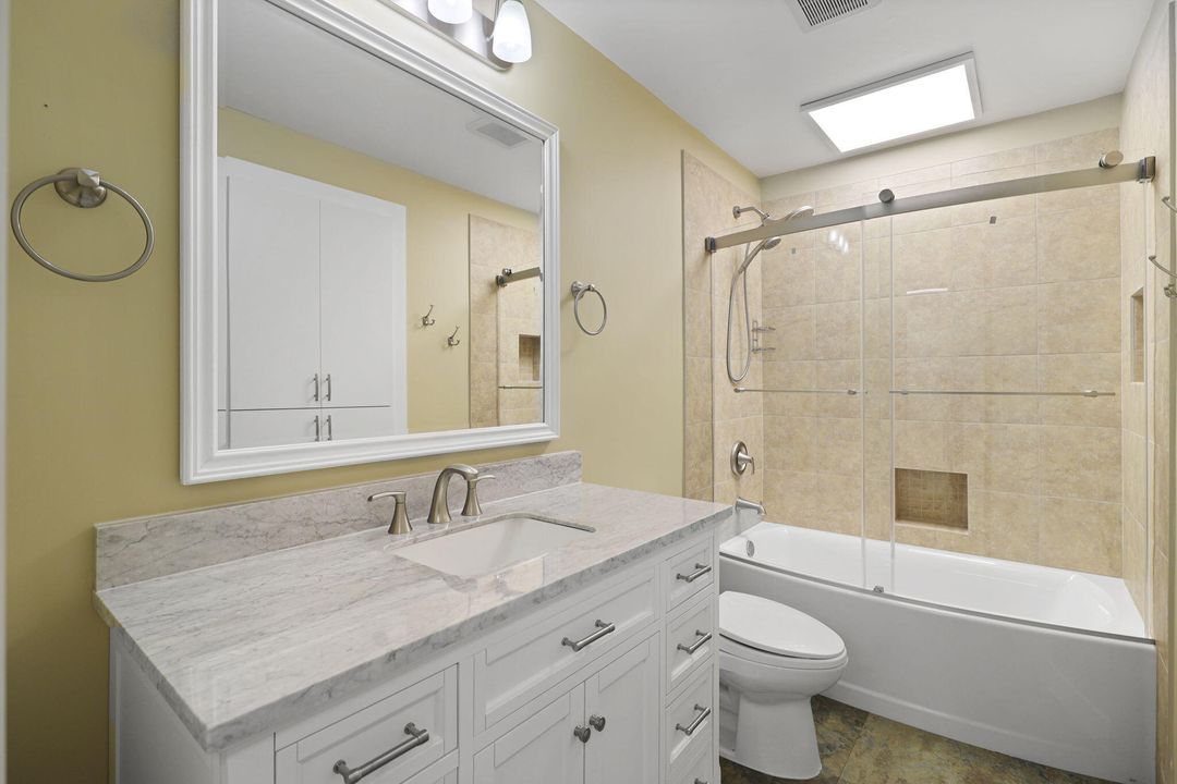 На продажу: $1,750,000 (6 спален, 4 ванн, 3611 Квадратных фут)