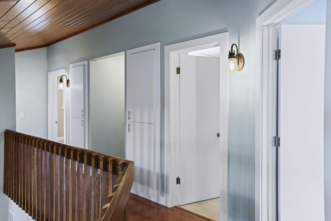 На продажу: $1,750,000 (6 спален, 4 ванн, 3611 Квадратных фут)