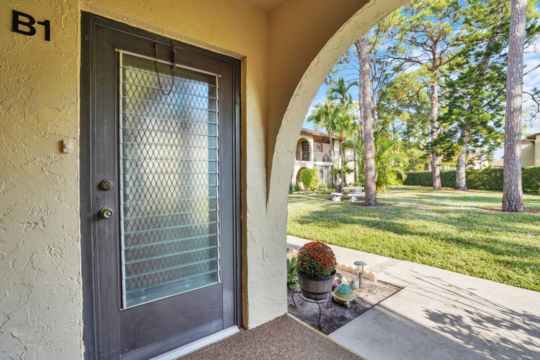 На продажу: $147,900 (2 спален, 2 ванн, 937 Квадратных фут)