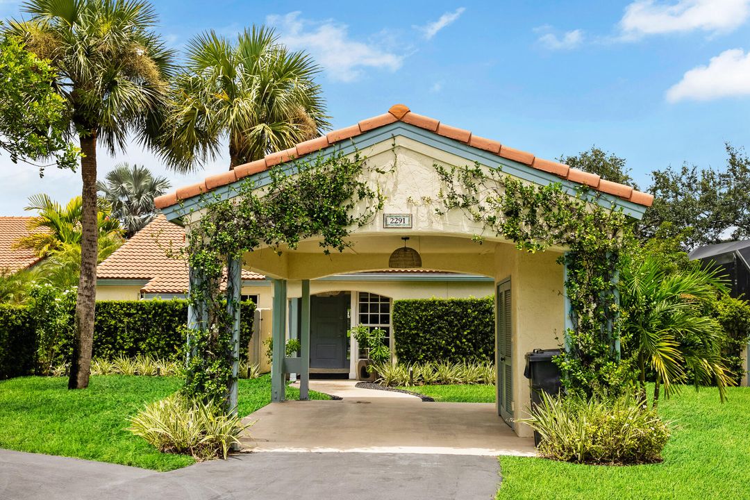 待售: $1,250,000 (2 贝兹, 2 浴室, 1347 平方英尺)