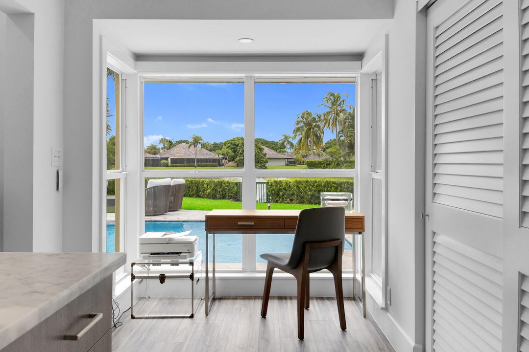 待售: $1,250,000 (2 贝兹, 2 浴室, 1347 平方英尺)