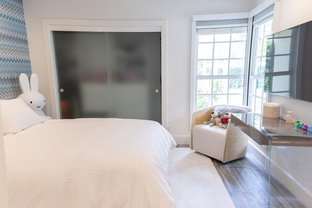 待售: $1,250,000 (2 贝兹, 2 浴室, 1347 平方英尺)