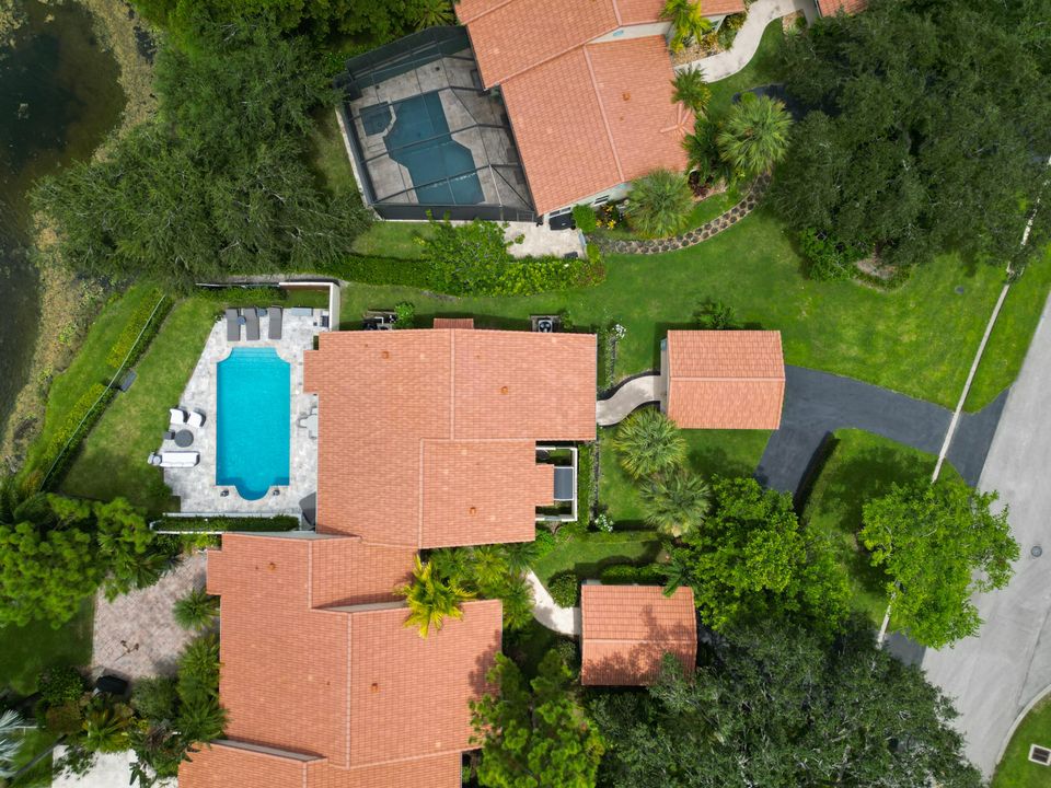 待售: $1,250,000 (2 贝兹, 2 浴室, 1347 平方英尺)