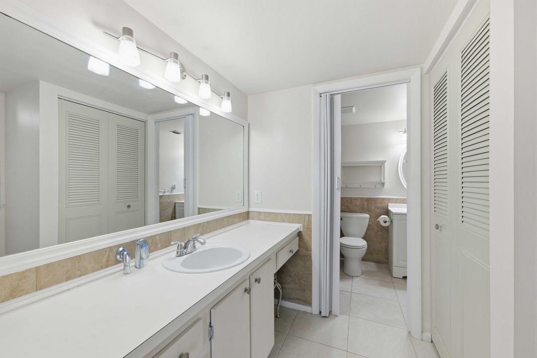 For Sale: $167,000 (2 beds, 1 baths, 935 Square Feet)