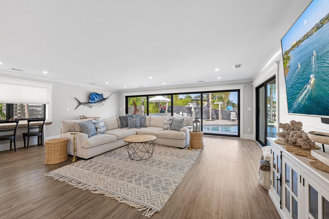 En Renta: $20,000 (3 camas, 3 baños, 2022 Pies cuadrados)