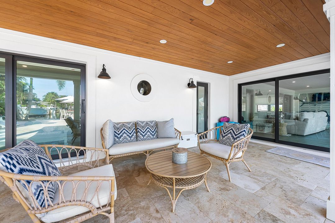 En Renta: $20,000 (3 camas, 3 baños, 2022 Pies cuadrados)