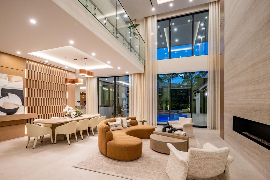 For Sale: $12,495,000 (6 beds, 8 baths, 7202 Square Feet)