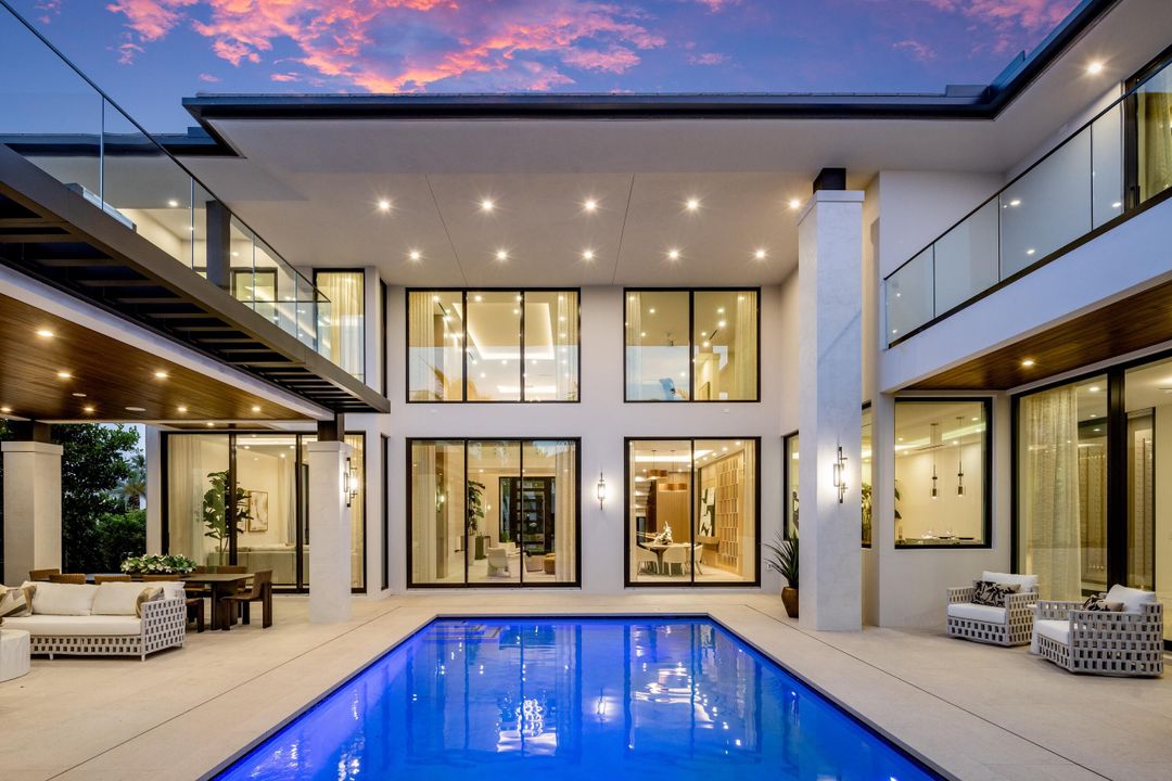 For Sale: $12,495,000 (6 beds, 8 baths, 7202 Square Feet)