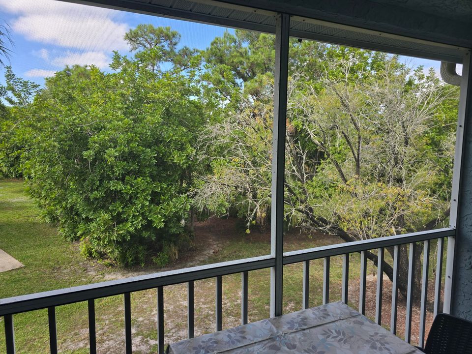 На продажу: $174,900 (2 спален, 2 ванн, 874 Квадратных фут)