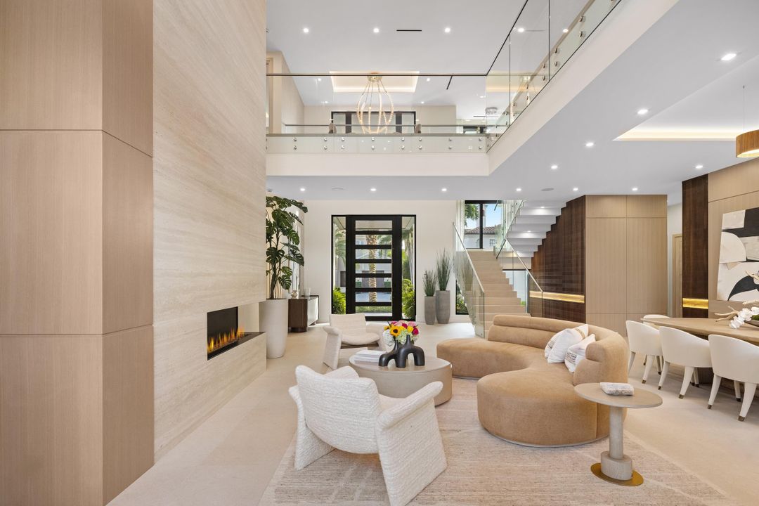 For Sale: $12,495,000 (6 beds, 8 baths, 7202 Square Feet)