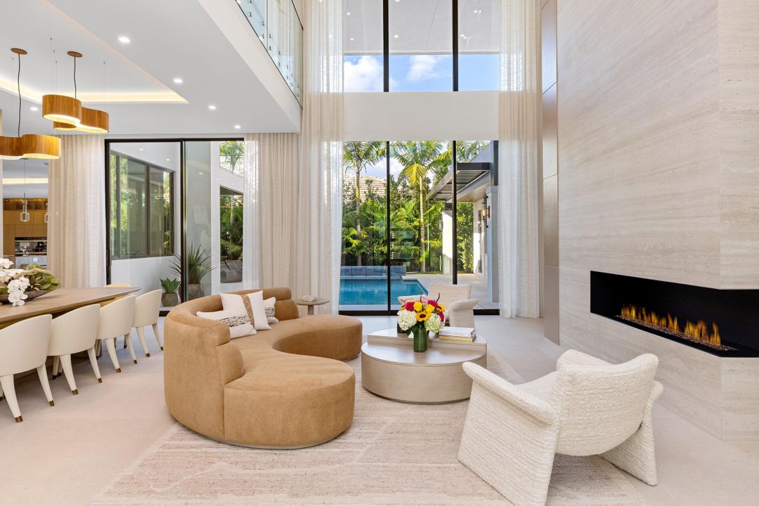 For Sale: $12,495,000 (6 beds, 8 baths, 7202 Square Feet)