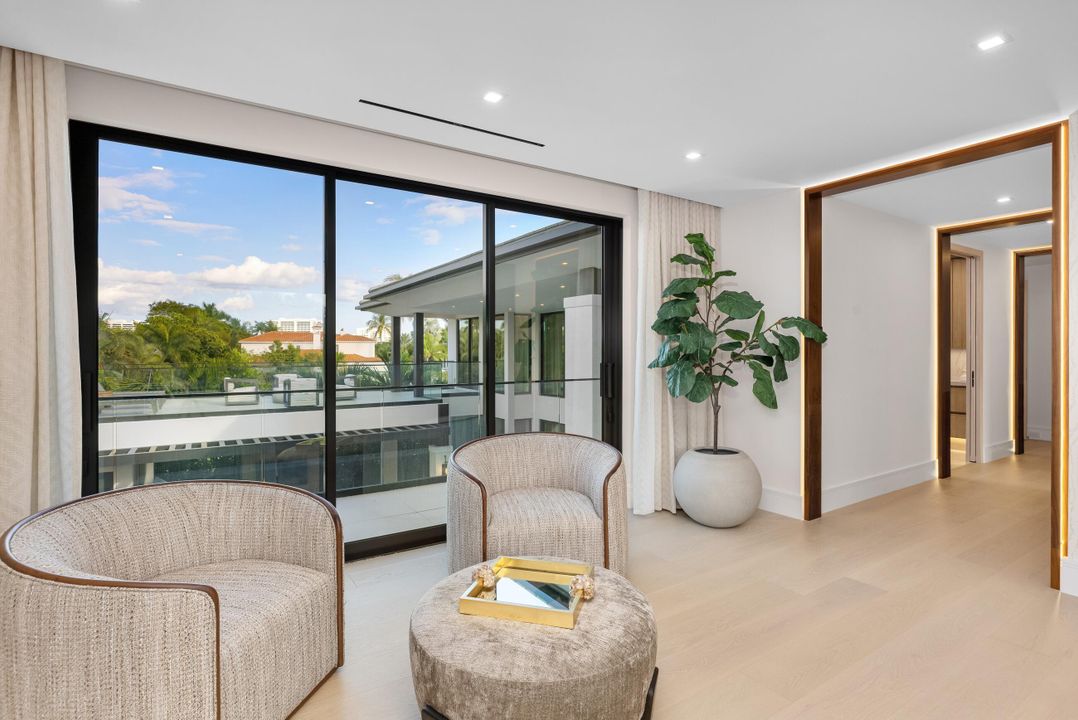 For Sale: $12,495,000 (6 beds, 8 baths, 7202 Square Feet)