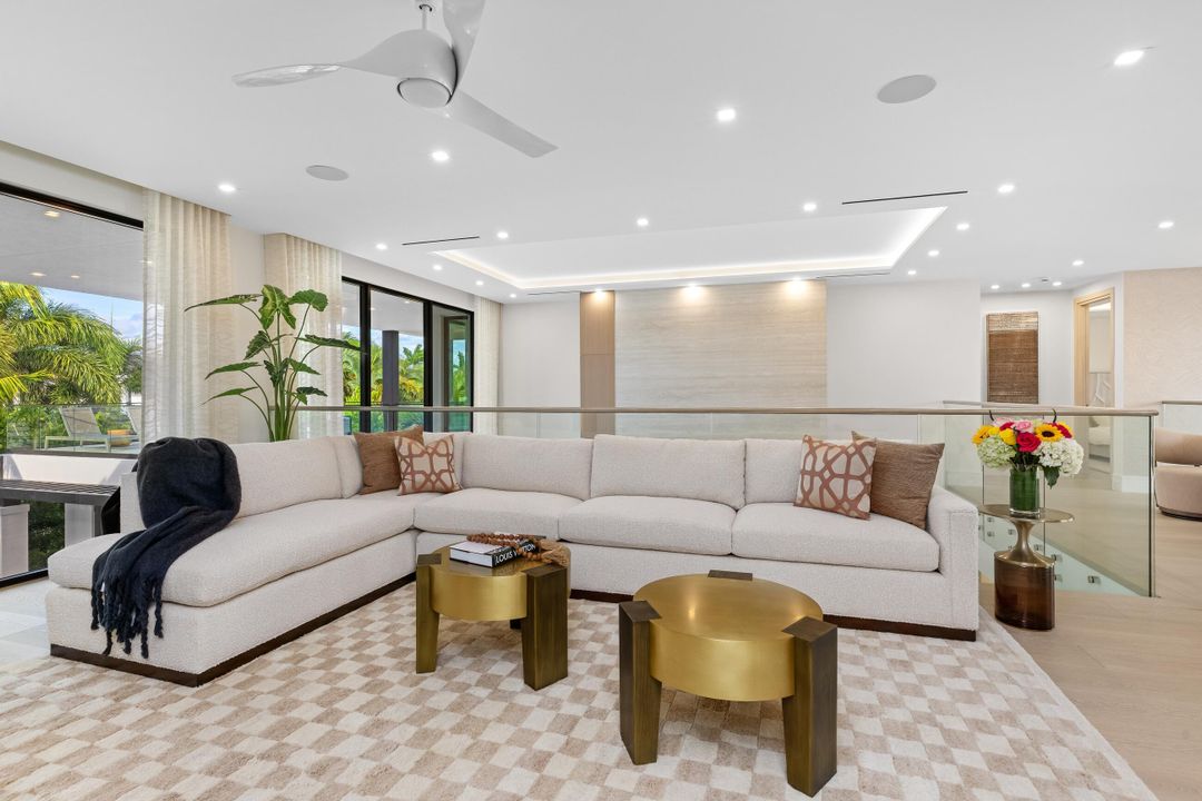 For Sale: $12,495,000 (6 beds, 8 baths, 7202 Square Feet)