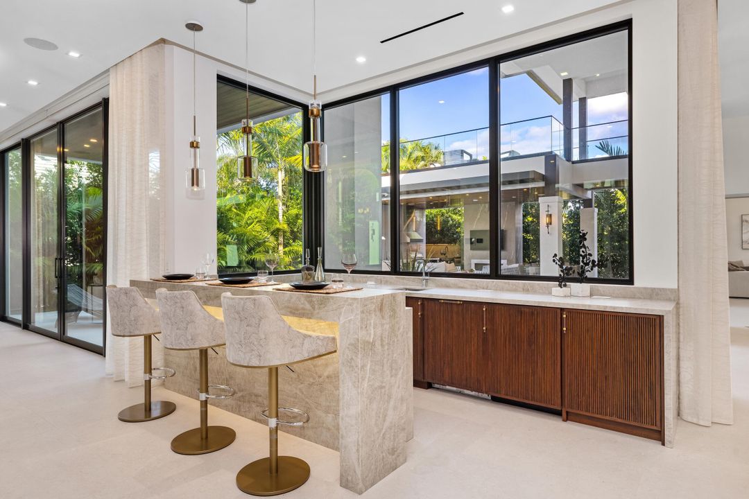 For Sale: $12,495,000 (6 beds, 8 baths, 7202 Square Feet)