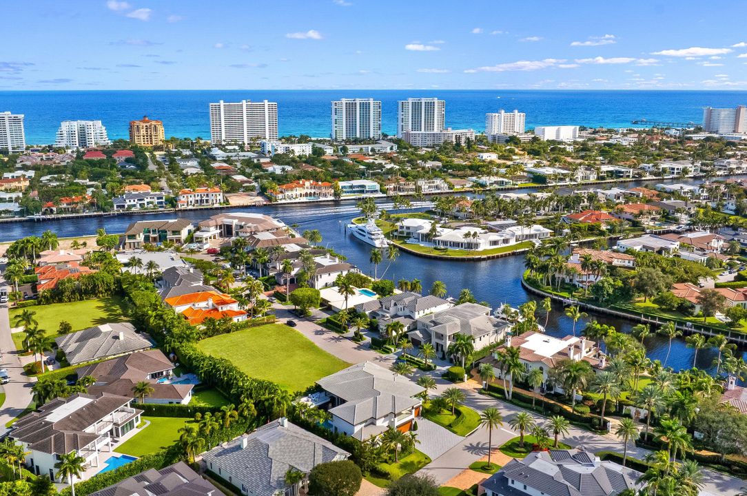 For Sale: $12,495,000 (6 beds, 8 baths, 7202 Square Feet)