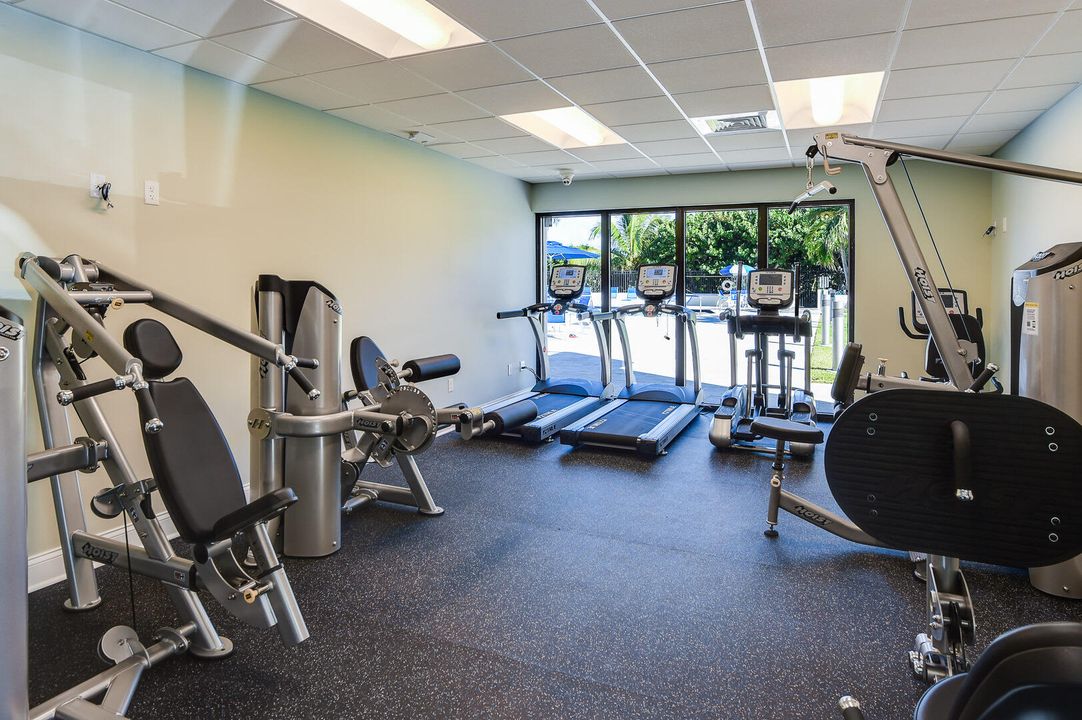 В аренду: $5,500 (2 спален, 2 ванн, 1191 Квадратных фут)