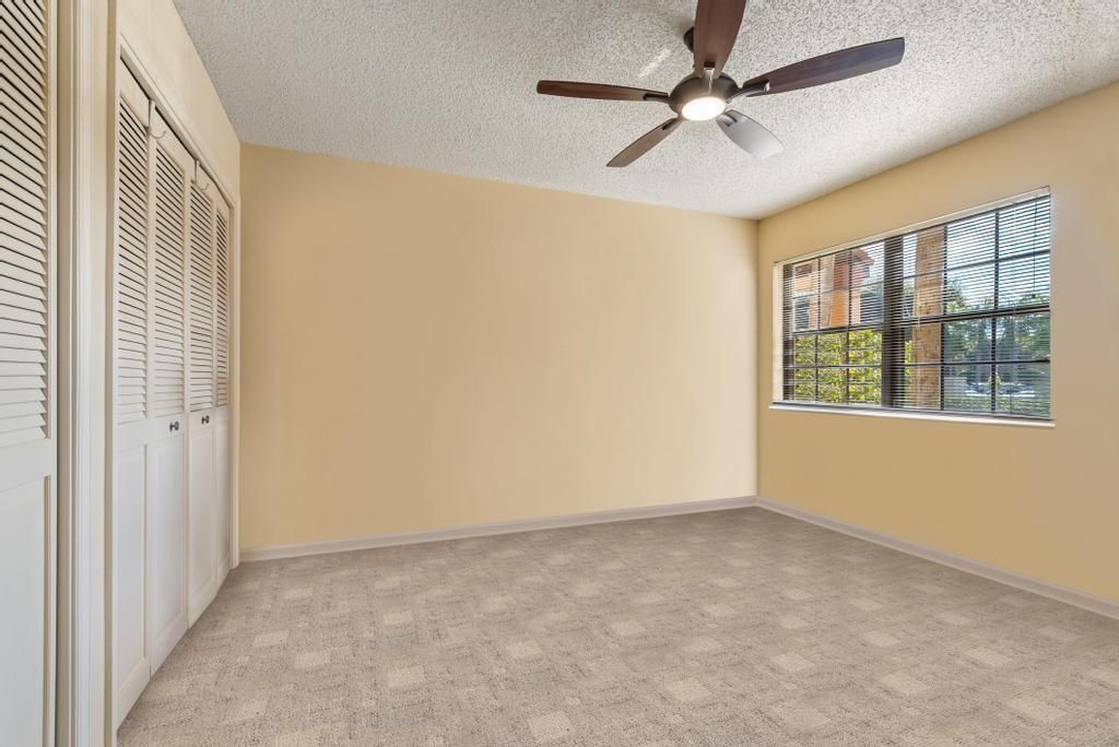 For Sale: $275,000 (2 beds, 2 baths, 1626 Square Feet)