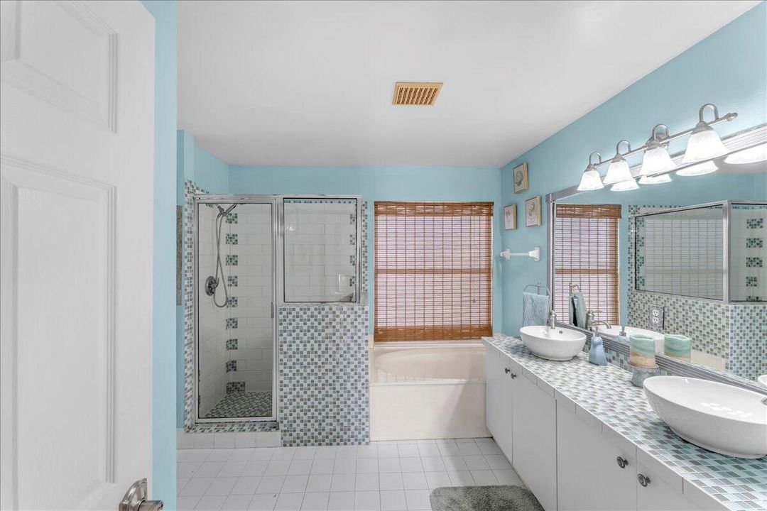 En Venta: $595,000 (3 camas, 2 baños, 1928 Pies cuadrados)