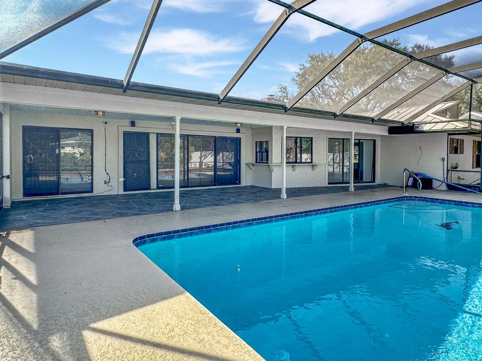 待售: $445,000 (3 贝兹, 2 浴室, 2156 平方英尺)