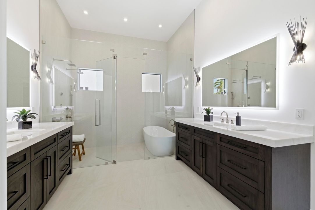 На продажу: $8,500,000 (5 спален, 7 ванн, 5804 Квадратных фут)