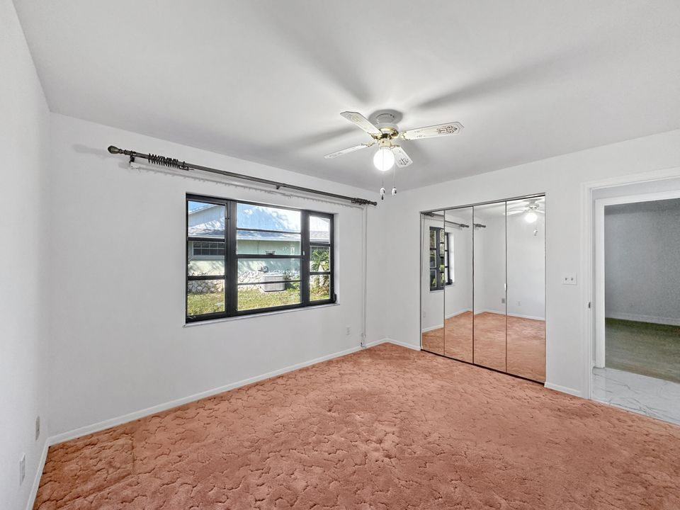 待售: $445,000 (3 贝兹, 2 浴室, 2156 平方英尺)